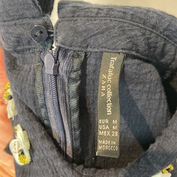 Zara Trafaluc Mini Shift Size M Navy Sleeveless Dress With Sequin Bee - Picture 7 of 10